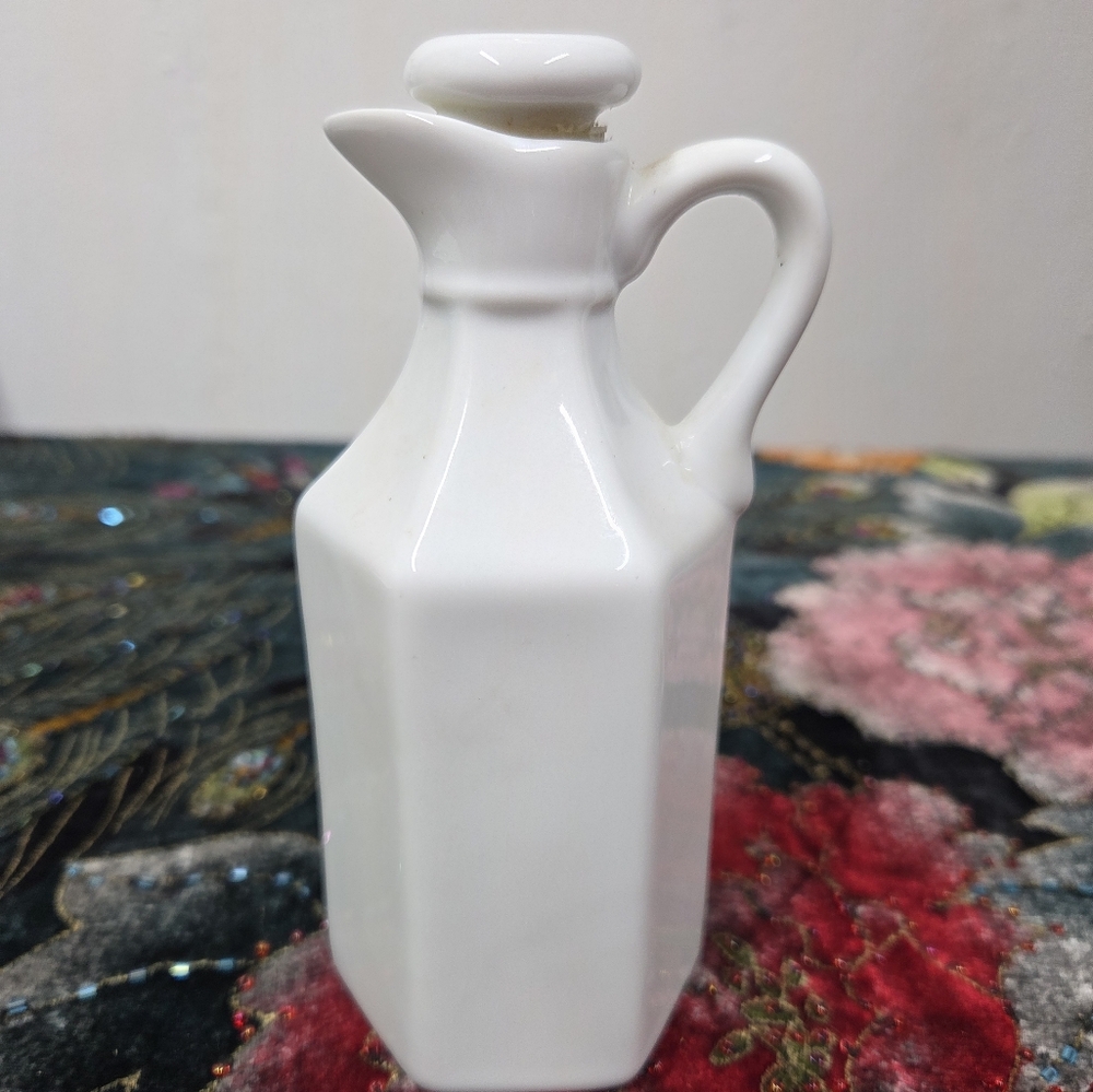 Elegant White Ceramic Vase